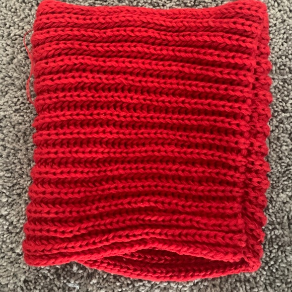Knitted Cowl - Picture 2 of 2